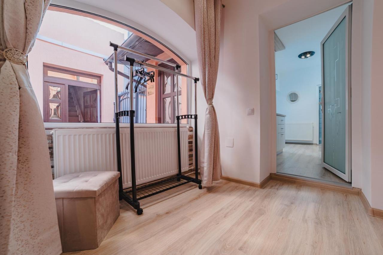 Old Town Studio Daire Braşov Dış mekan fotoğraf